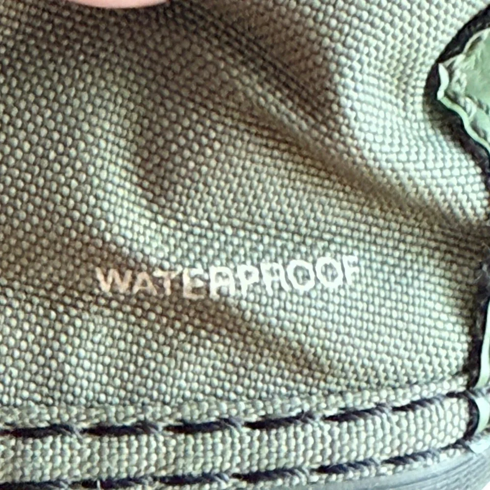 Sorel Boots Kids 3 Yoot Pac TP Sage Green Waterproof Snow EUC NY1962-371